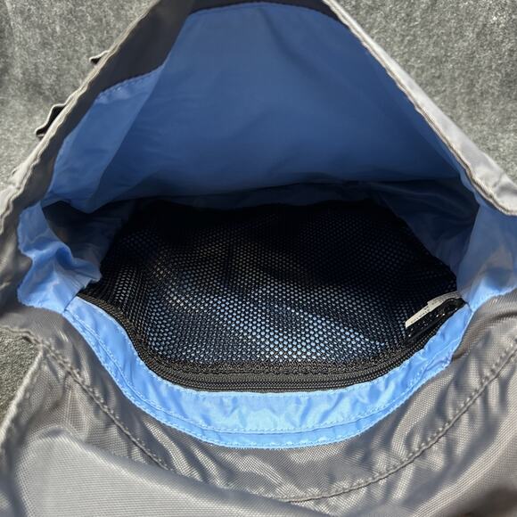 DAKINE Grey Messenger Bag Adjustable Crossbody Nylon USA Made Utility Satchel - Picture 7 of 9